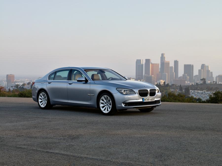  BMW ActiveHybrid 7 2009 года  (фото 16 из 41)